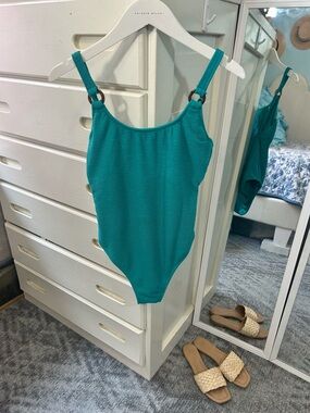 Stunning Teal Textured Tortoise Shell Ring Detail One Piece Swimsuit Mermaid✨